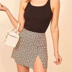 Reformation Fran Thigh Slit Mini Skirt in Quito Navy Floral Print